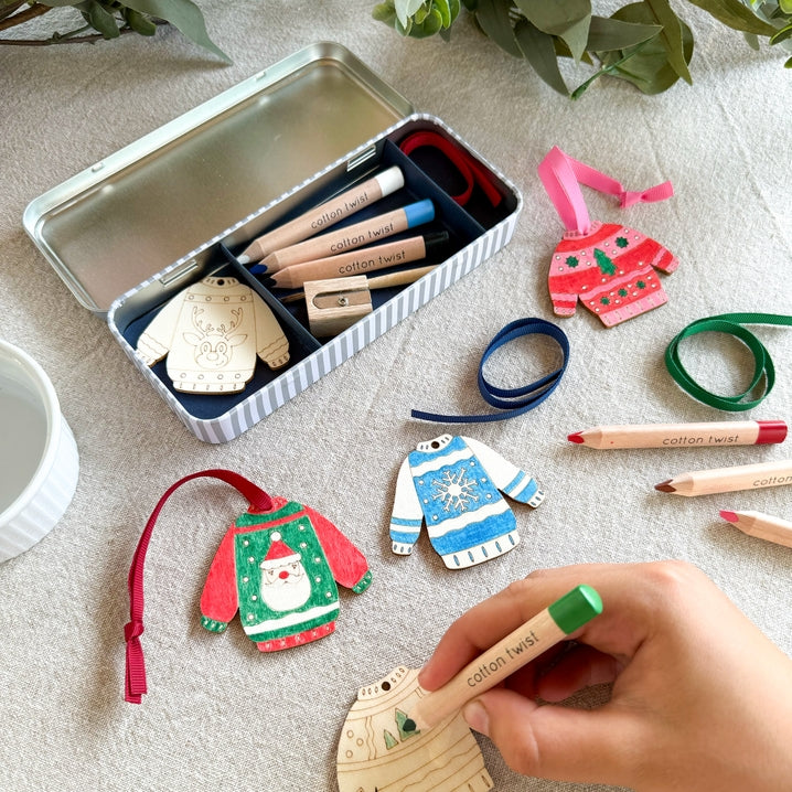 Cotton Twist: Christmas Jumper Decoration Kit